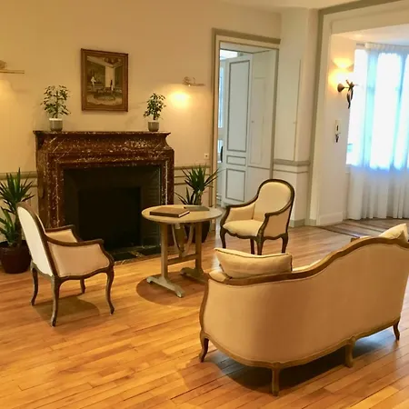 Palais Clemenceau 2 아파트 *
